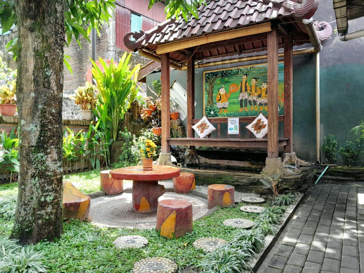 Ngampilan Backpacker Hostel Yogyakarta Exteriér fotografie