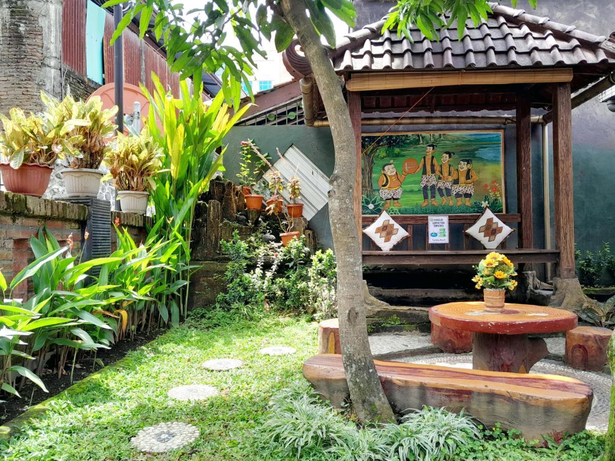 Ngampilan Backpacker Hostel Yogyakarta Exteriér fotografie