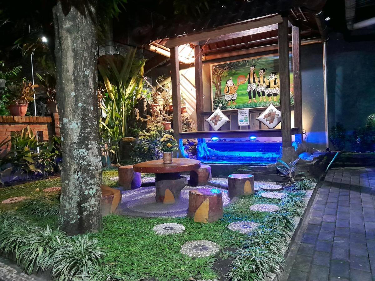 Ngampilan Backpacker Hostel Yogyakarta Exteriér fotografie